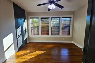 624 S Austin St, Seguin, TX 78155 - Photo 27