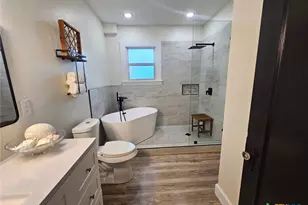 624 S Austin St, Seguin, TX 78155 - Photo 29