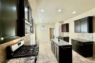 237 Cobble Stone Ct, Victoria, TX 77904 - Photo 11