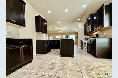 237 Cobble Stone Court, Victoria, TX 77904 - Photo 9