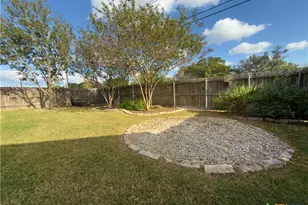 237 Cobble Stone Ct, Victoria, TX 77904 - Photo 35