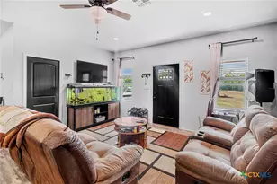 1754 W Big Elm Rd, Troy, TX 76579 - Photo 7
