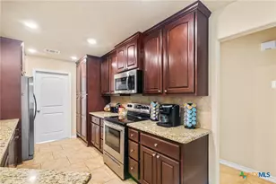 260 Oak Hollow St, Palacios, TX 77465 - Photo 21