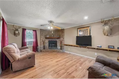 1025 Wyatt Lane, McGregor, TX 76657 - Photo 3