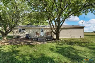 1025 Wyatt Ln, McGregor, TX 76657 - Photo 23