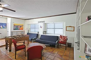 1683 Kuehler Ave, New Braunfels, TX 78130 - Photo 23