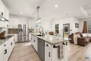 2838 Ridge Berry Rd, New Braunfels, TX 78130 - Photo 7