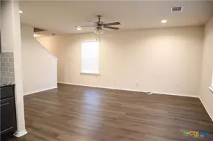 2216 Mayfield Ln, Seguin, TX 78155 - Photo 5