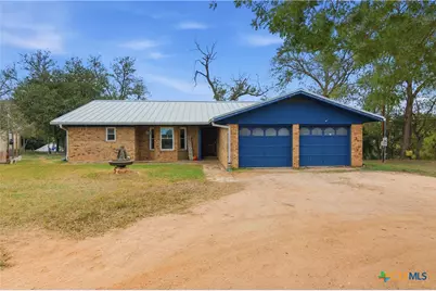 384 Waterway Pass, New Braunfels, TX 78130 - Photo 3