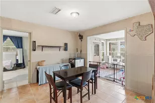 384 Waterway Pass, New Braunfels, TX 78130 - Photo 7