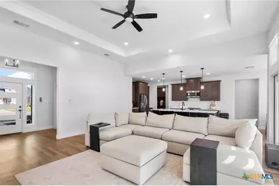 103 Beacon Lane, Victoria, TX 77904 - Photo 7