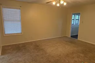 5503 Country Club Dr, Victoria, TX 77904 - Photo 11