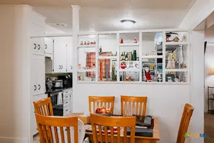 801 Fern Ln, Victoria, TX 77904 - Photo 15