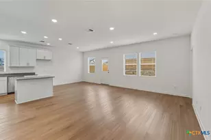 1322 Sky Rdg Ct, Belton, TX 76513 - Photo 5