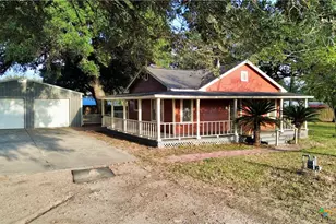 859 Refugio Hwy, Victoria, TX 77905 - Photo 1