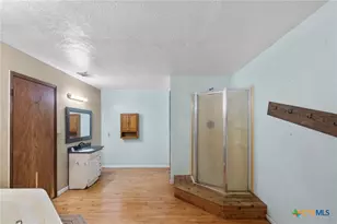 1720 Lower Mission Valley Rd, Victoria, TX 77905 - Photo 15