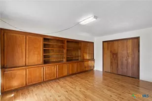 1720 Lower Mission Valley Rd, Victoria, TX 77905 - Photo 19