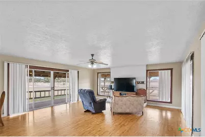 1720 Lower Mission Valley Road, Victoria, TX 77905 - Photo 13