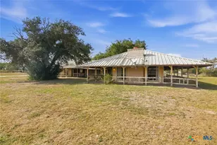 1720 Lower Mission Valley Rd, Victoria, TX 77905 - Photo 23