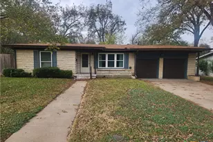 2312 N 13th St, Temple, TX 76501 - Photo 1