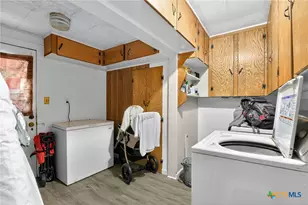 2850 Lakeview Cir, Beaumont, TX 77703 - Photo 27