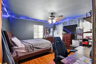 2850 Lakeview Cir, Beaumont, TX 77703 - Photo 17