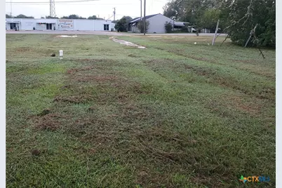 510-514 S Main Street, Seadrift, TX 77983 - Photo 5
