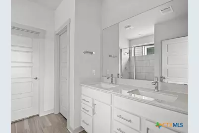 333 Fairfax Avenue, San Marcos, TX 78666 - Photo 7