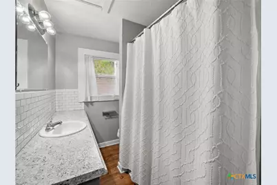 107 Mulberry Street, Hallettsville, TX 77964 - Photo 15