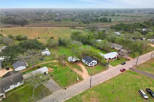 107 Mulberry St, Hallettsville, TX 77964 - Photo 31