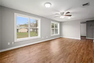 107 Mulberry St, Hallettsville, TX 77964 - Photo 7