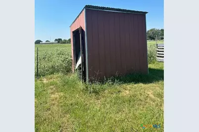 1212 Babylon Lane, Schulenburg, TX 78956 - Photo 7