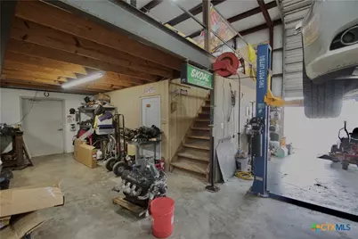 27 Stehle Road, Victoria, TX 77905 - Photo 13