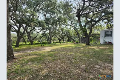 96 Reeves Ranch Road, Victoria, TX 77905 - Photo 3