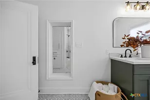 1119 N 1st St, Temple, TX 76501 - Photo 41