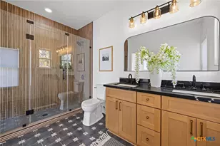 1119 N 1st St, Temple, TX 76501 - Photo 33