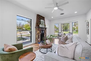 1119 N 1st St, Temple, TX 76501 - Photo 7