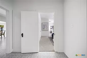 1119 N 1st St, Temple, TX 76501 - Photo 27