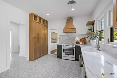1119 N 1st Street, Temple, TX 76501 - Photo 23
