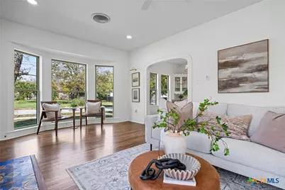 1119 N 1st Street, Temple, TX 76501 - Photo 11