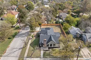 1119 N 1st St, Temple, TX 76501 - Photo 3