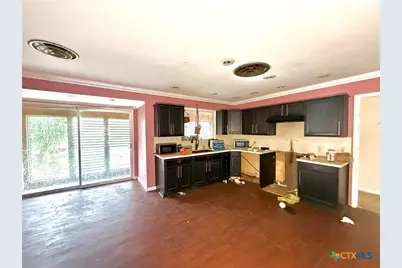 615 Locke Street, Woodsboro, TX 78393 - Photo 11