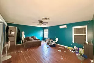 615 Locke St, Woodsboro, TX 78393 - Photo 17