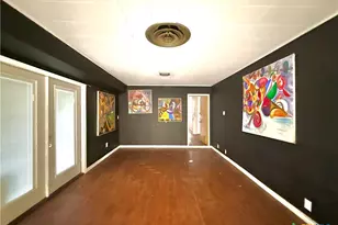 615 Locke St, Woodsboro, TX 78393 - Photo 7