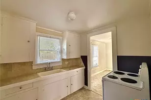 615 Locke St, Woodsboro, TX 78393 - Photo 33