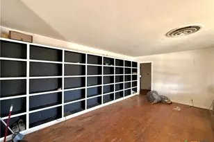 615 Locke St, Woodsboro, TX 78393 - Photo 5