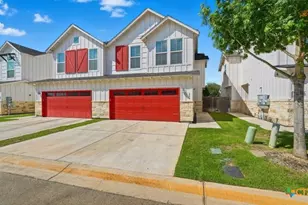 223 Sapphire, New Braunfels, TX 78130 - Photo 3