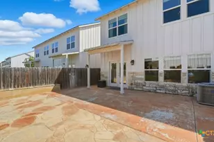 223 Sapphire, New Braunfels, TX 78130 - Photo 37