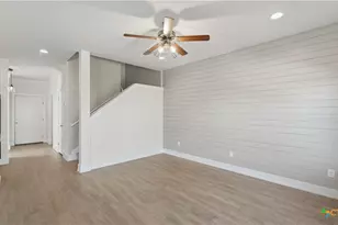 223 Sapphire, New Braunfels, TX 78130 - Photo 19