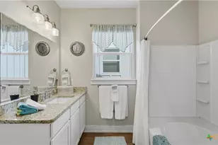 223 Sapphire, New Braunfels, TX 78130 - Photo 33